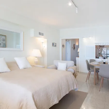 Apartment Seaside Paradise - Walk In, 5 Meters To The Ocean Benalmadena
