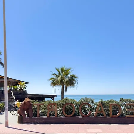 Apartment Seaside Paradise - Walk In, 5 Meters To The Ocean Benalmadena